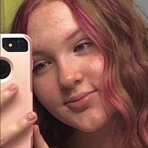 Meet your Posher, Mia